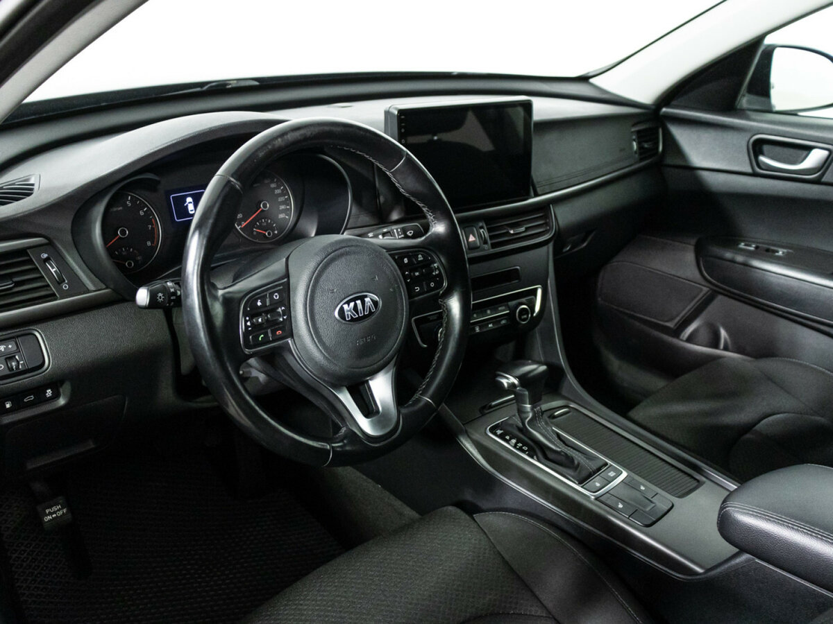 Kia Optima с пробегом — 2017 год. Фото: #10