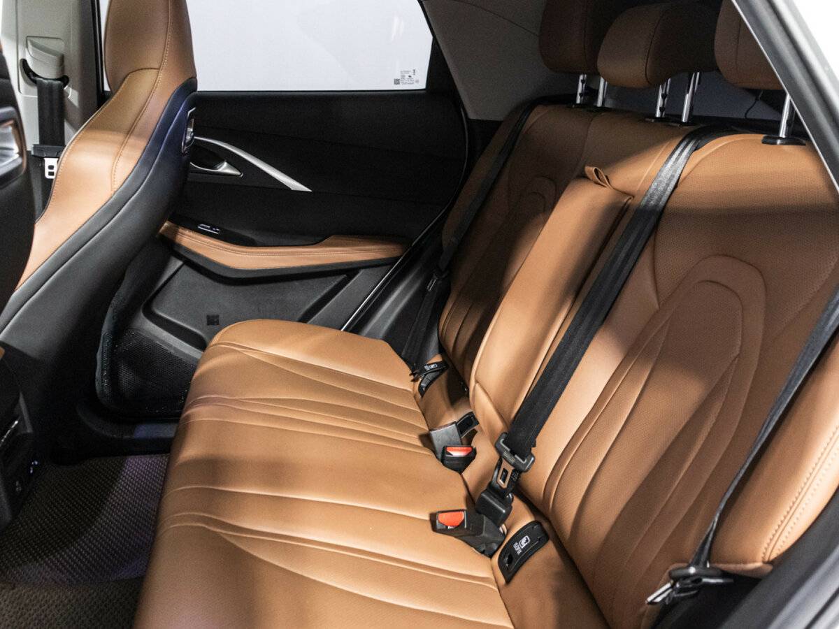 OMODA C5 с пробегом — 2022 год. Фото: #9