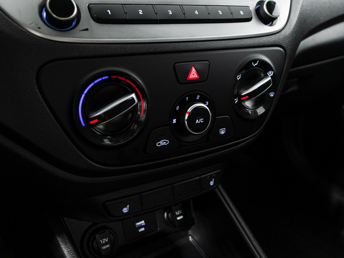 Hyundai Solaris с пробегом — 2020 год. Фото: #13