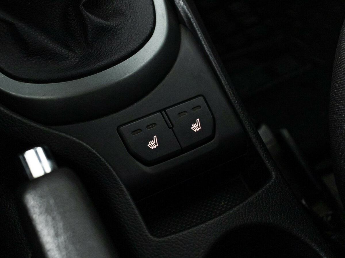 Kia Rio с пробегом — 2013 год. Фото: #15