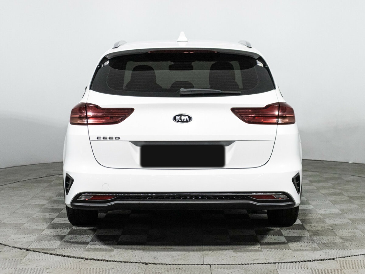 Kia Ceed с пробегом — 2019 год. Фото: #5