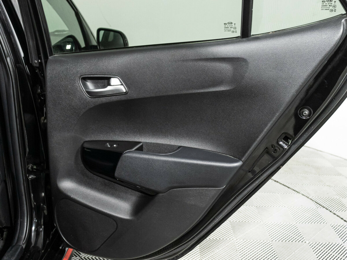 Kia Picanto с пробегом — 2021 год. Фото: #24