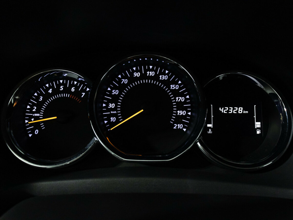 Renault Sandero с пробегом — 2022 год. Фото: #11