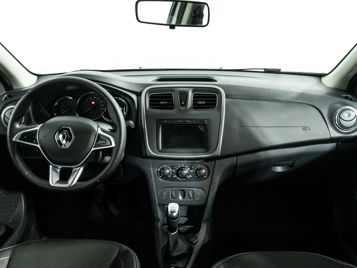 Renault Sandero с пробегом — 2022 год. Фото: #12
