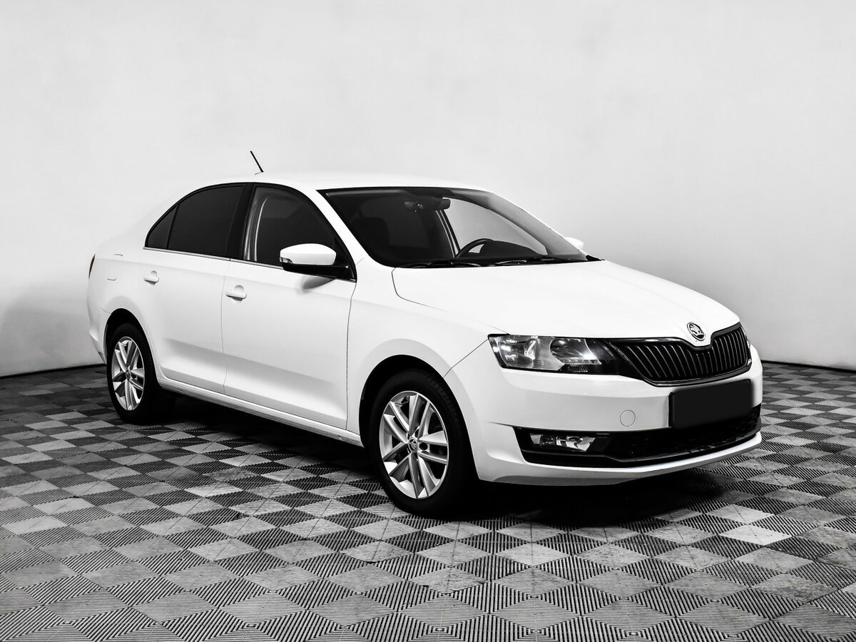 Skoda Rapid с пробегом — 2018 год. Фото: #2