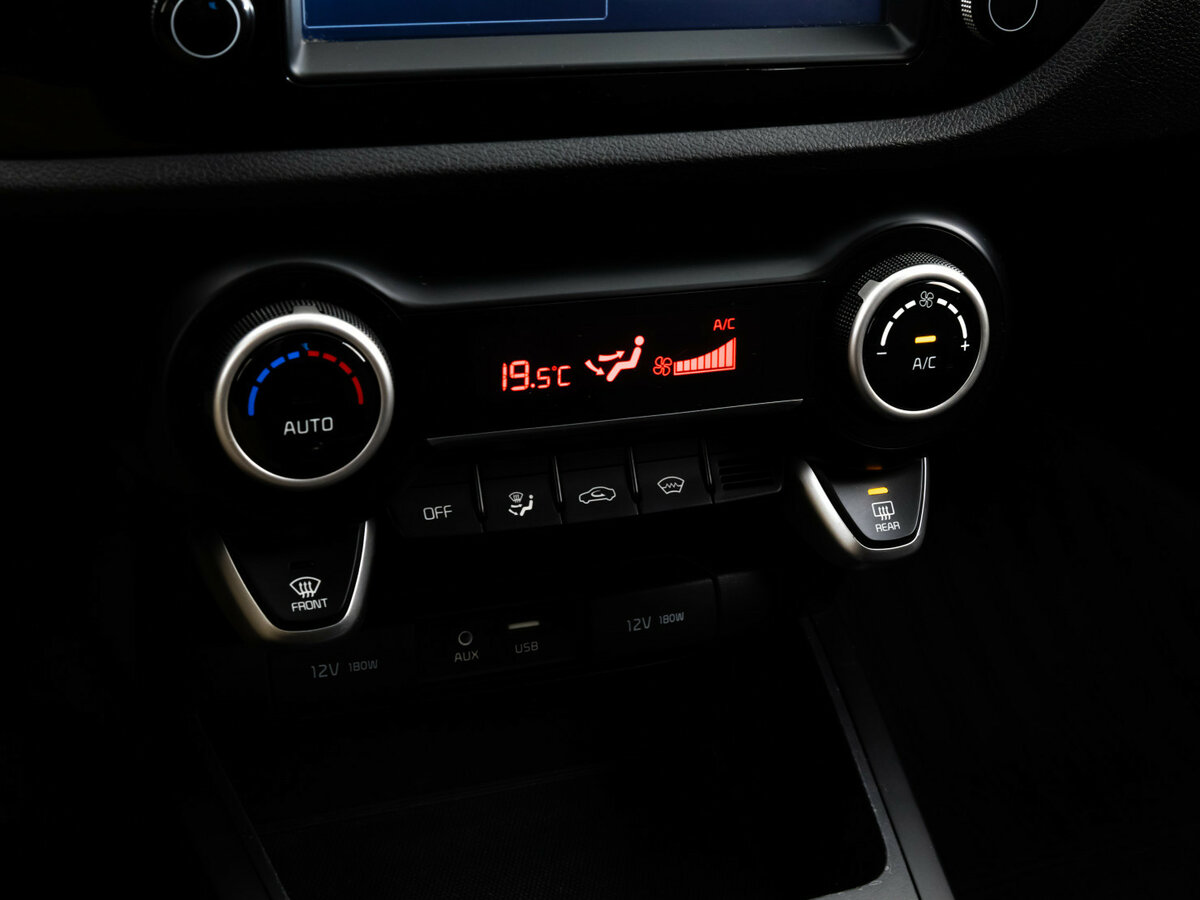 Kia Rio с пробегом — 2020 год. Фото: #12