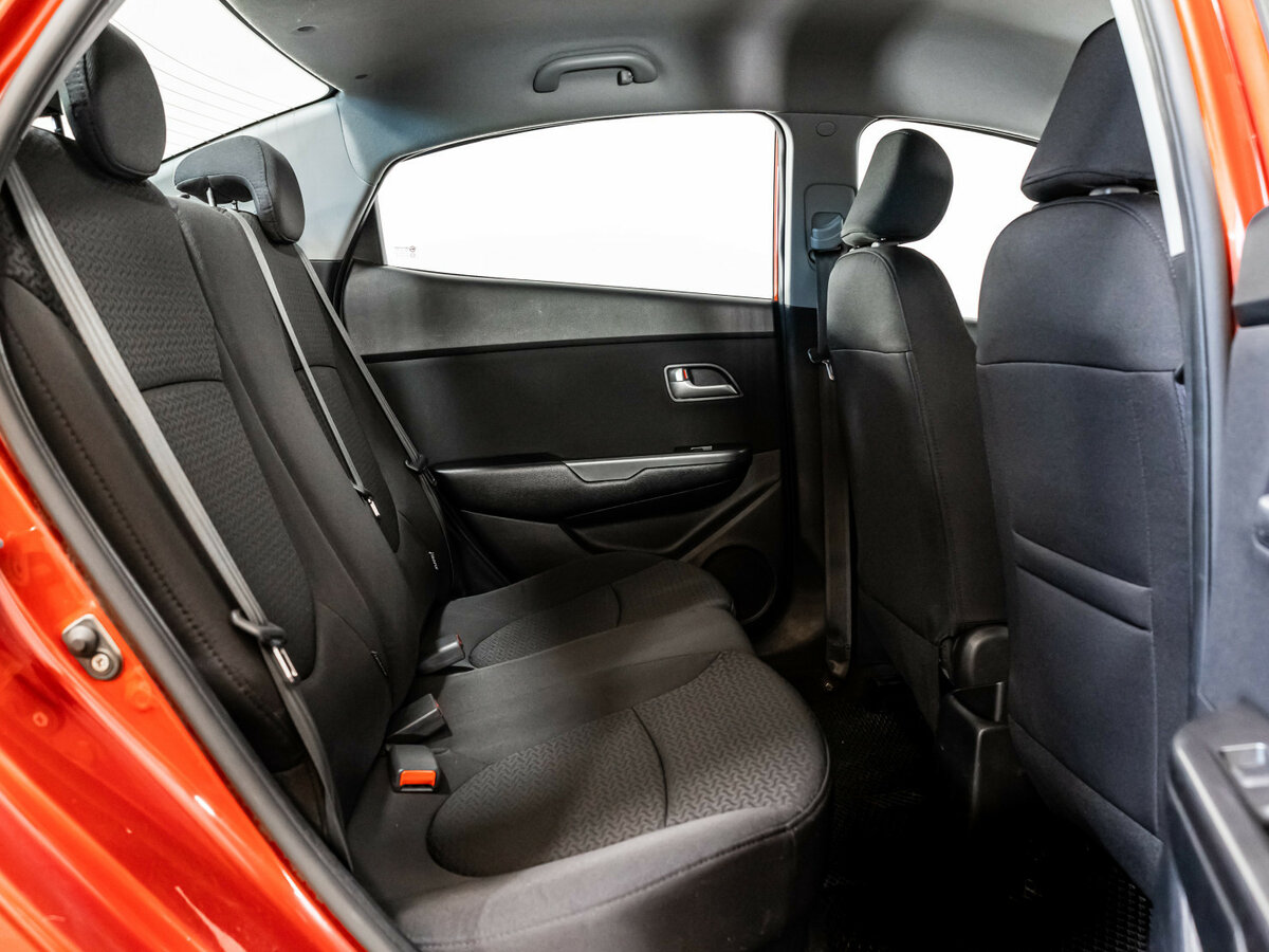 Kia Rio с пробегом — 2012 год. Фото: #14