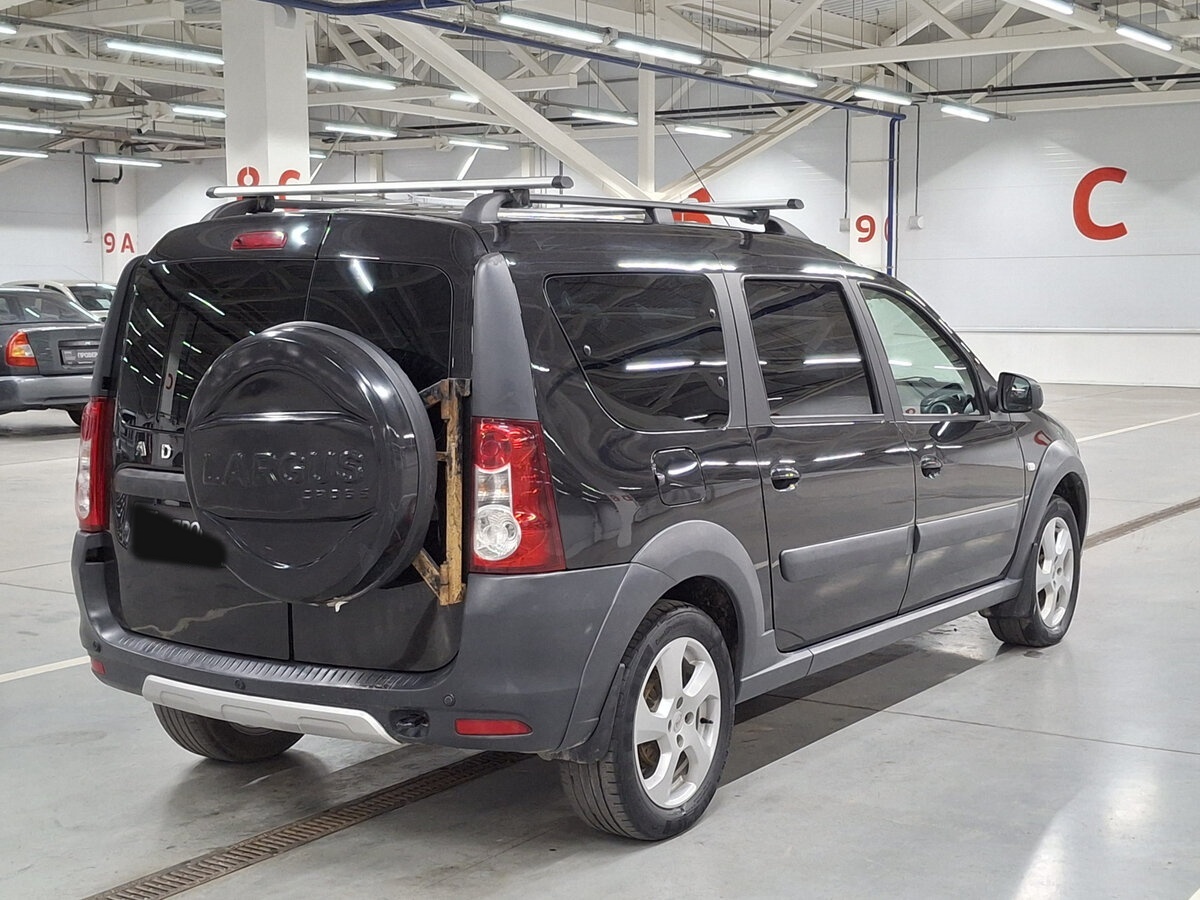 Lada (ВАЗ) Largus с пробегом — 2020 год. Фото: #4