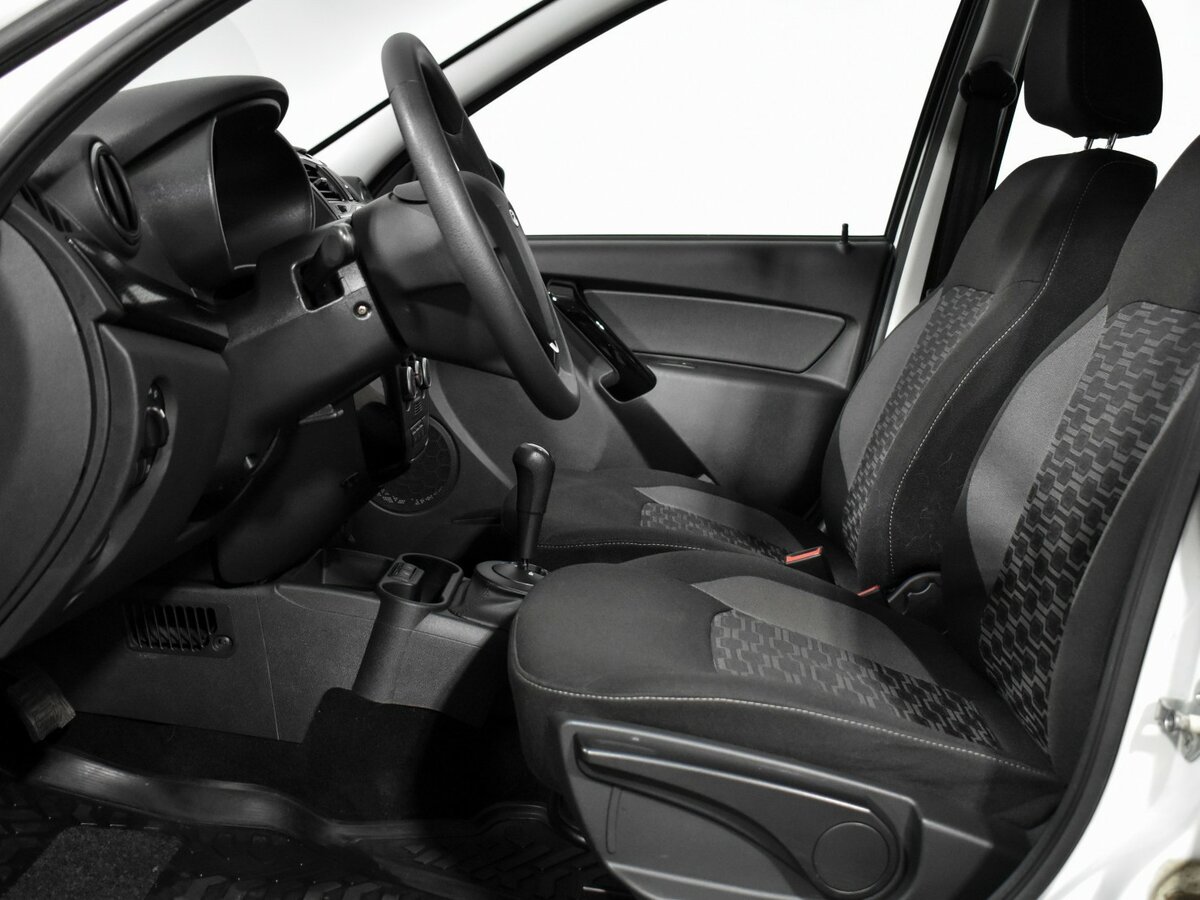 Lada (ВАЗ) Granta с пробегом — 2019 год. Фото: #9