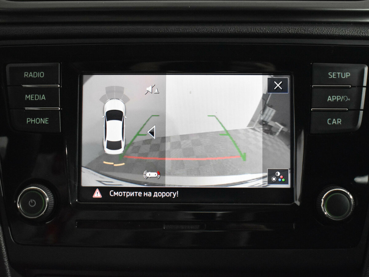 Skoda Rapid с пробегом — 2019 год. Фото: #16