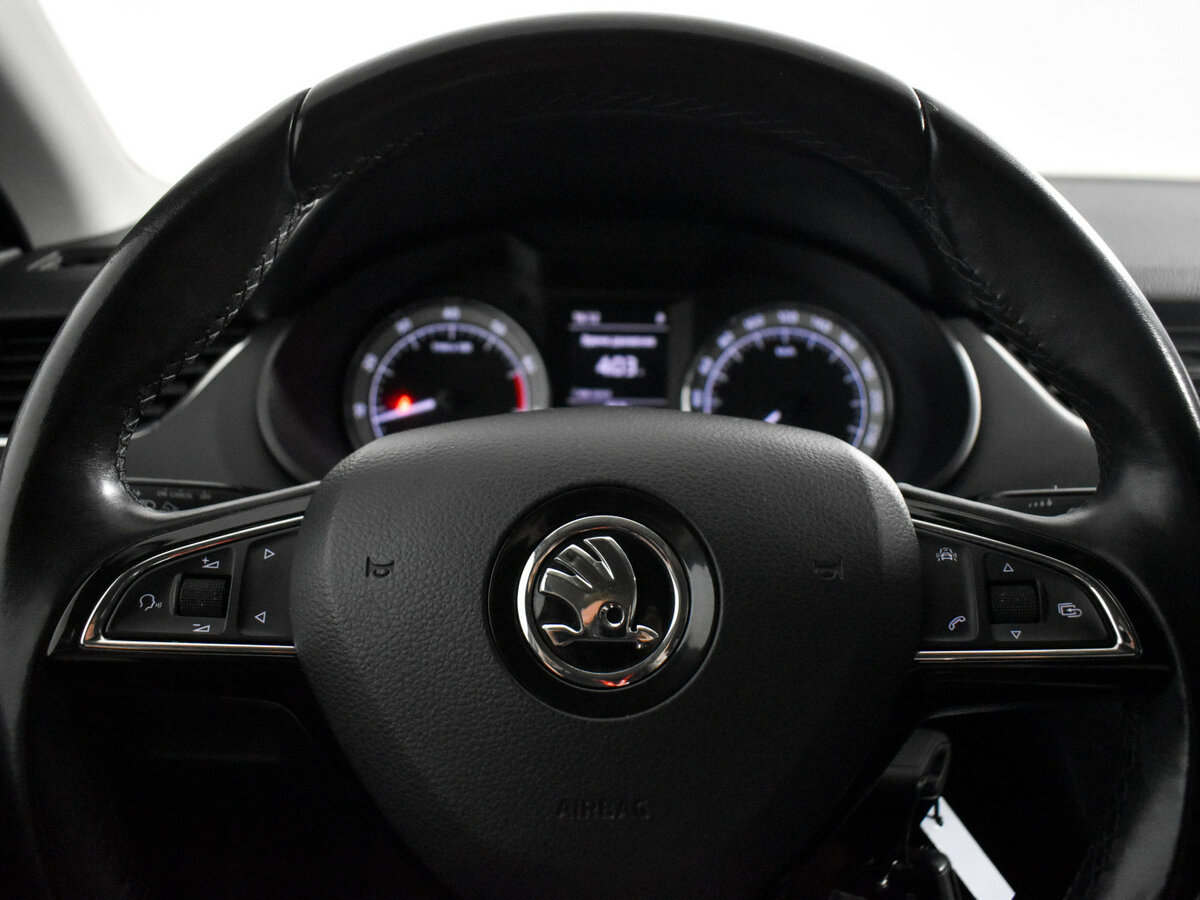 Skoda Octavia с пробегом — 2017 год. Фото: #16