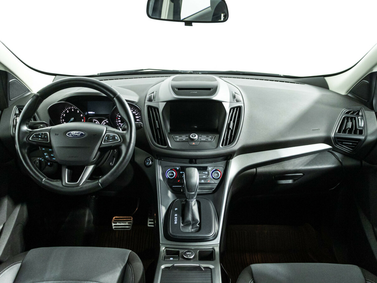 Ford Kuga с пробегом — 2017 год. Фото: #12