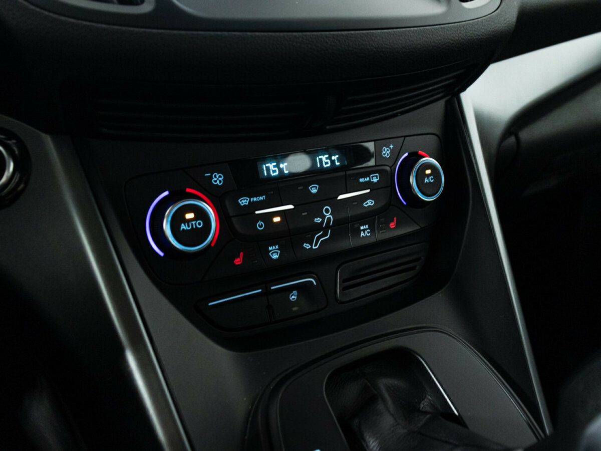 Ford Kuga с пробегом — 2017 год. Фото: #15