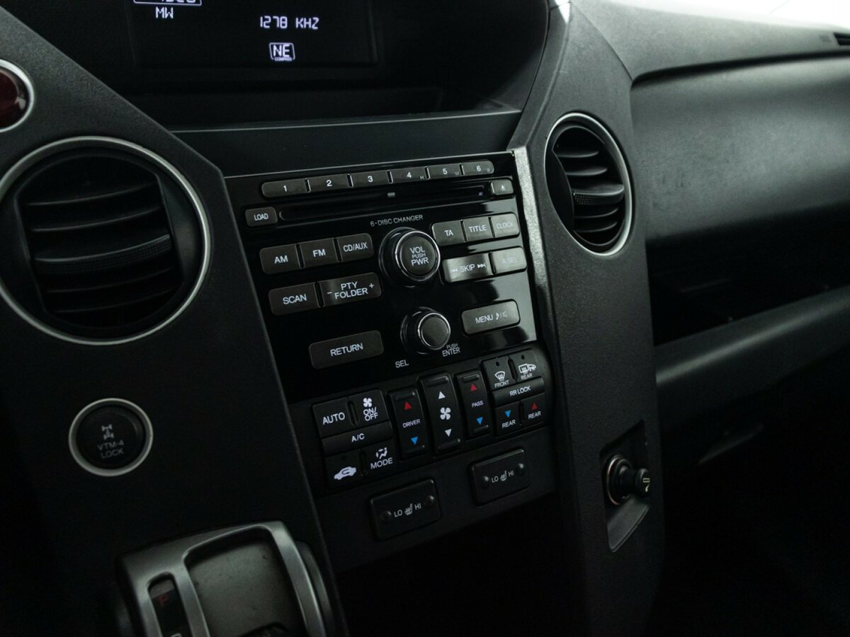 Honda Pilot с пробегом — 2013 год. Фото: #16