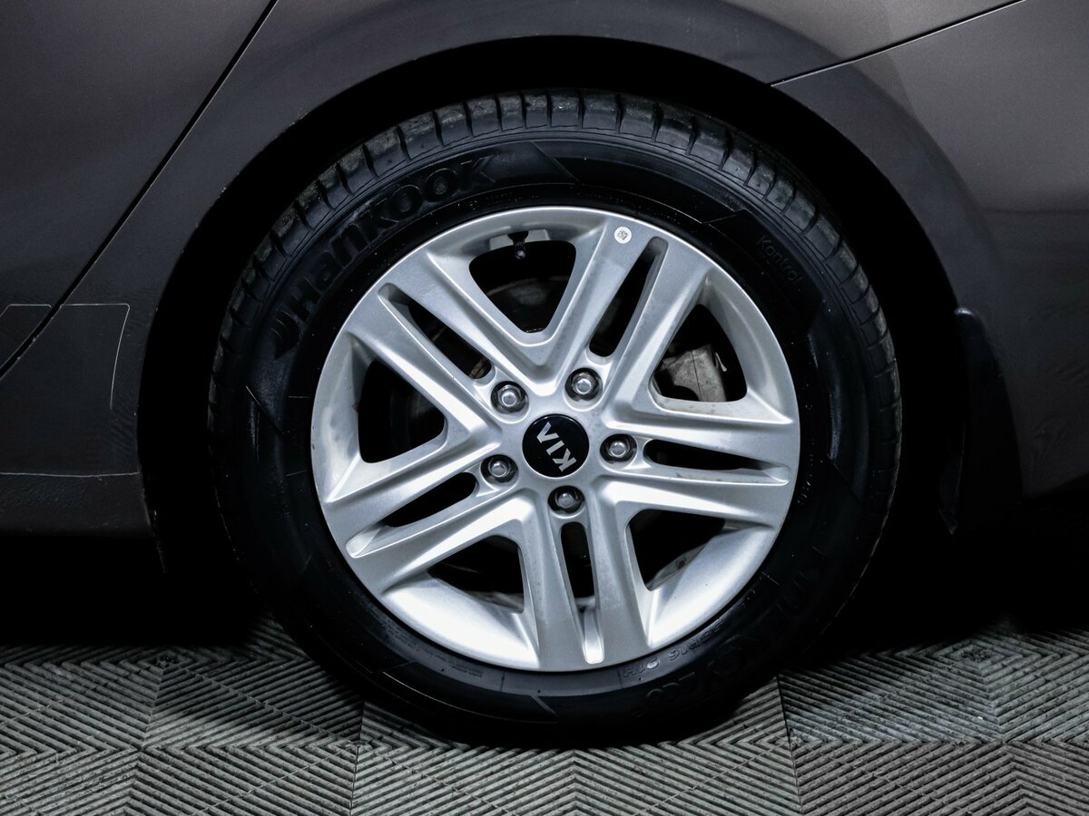 Kia Ceed с пробегом — 2020 год. Фото: #11