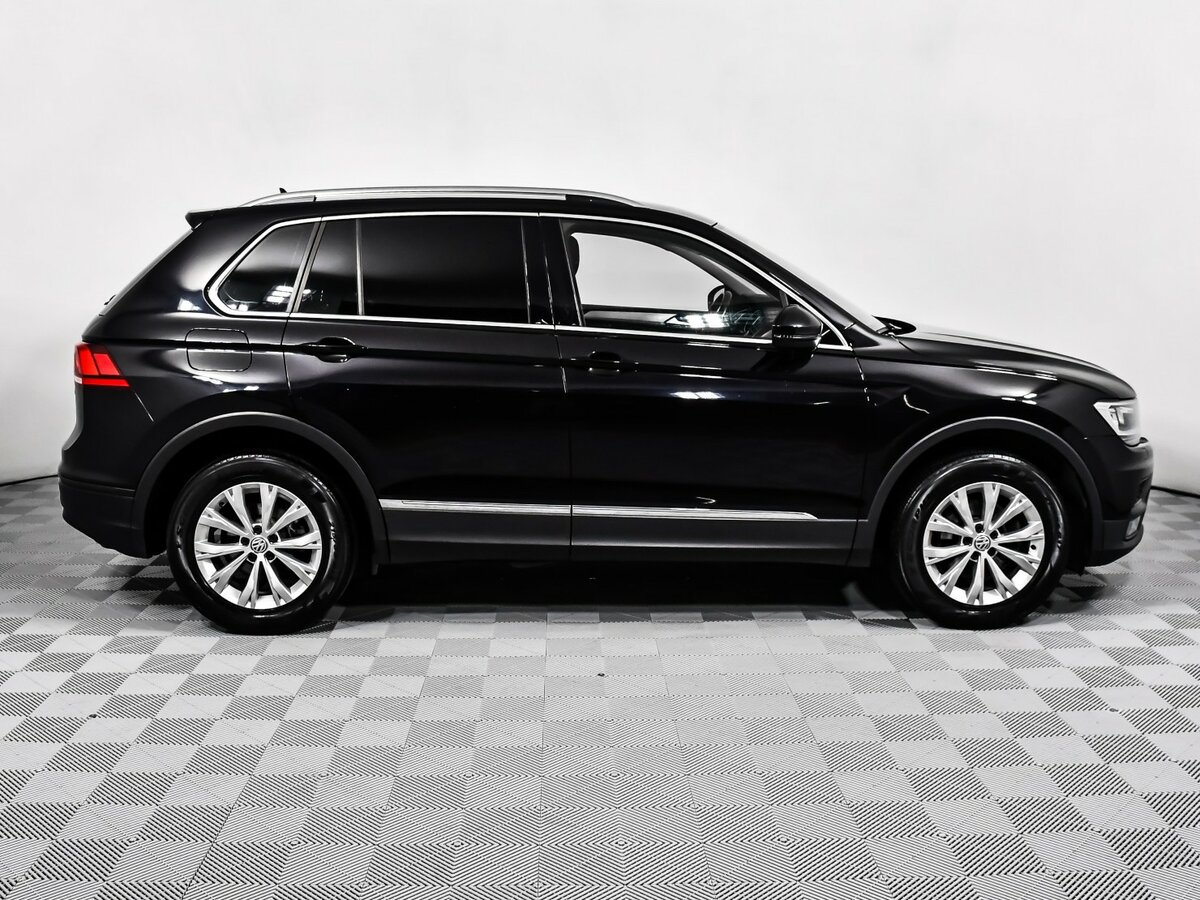 Volkswagen Tiguan с пробегом — 2017 год. Фото: #3