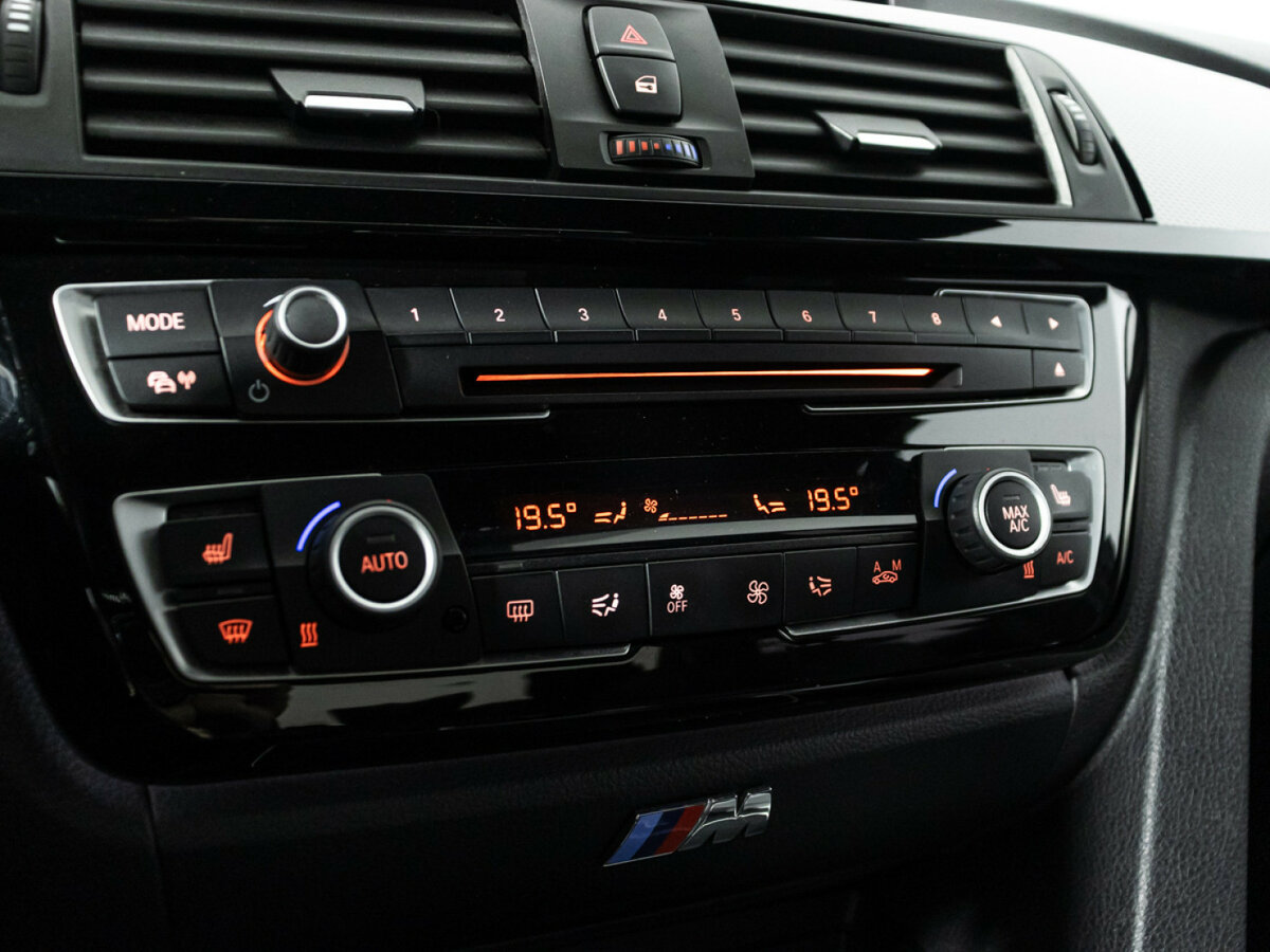 BMW 3 серии с пробегом — 2017 год. Фото: #17