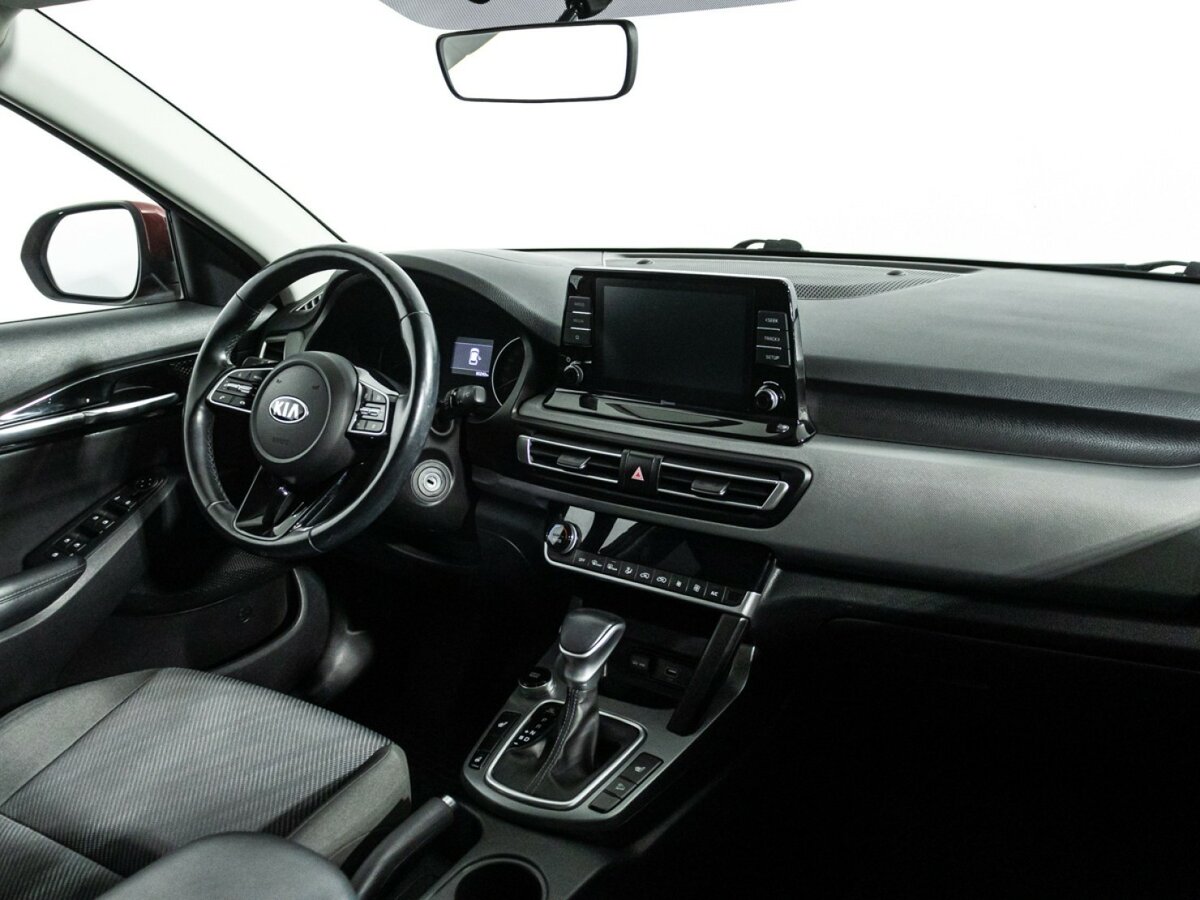 Kia Seltos с пробегом — 2021 год. Фото: #8