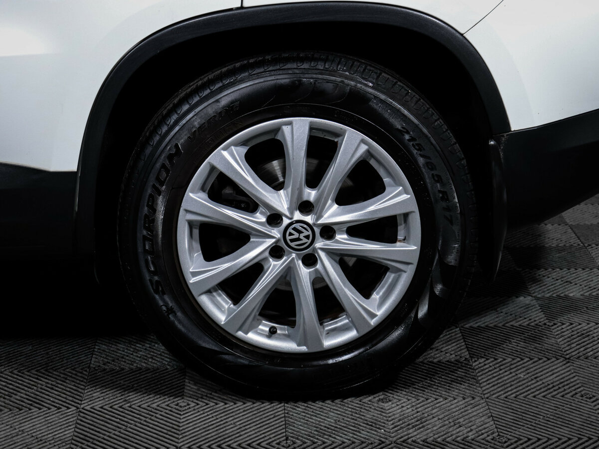 Volkswagen Tiguan с пробегом — 2013 год. Фото: #10