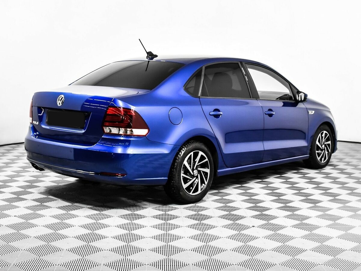 Volkswagen Polo с пробегом — 2018 год. Фото: #4