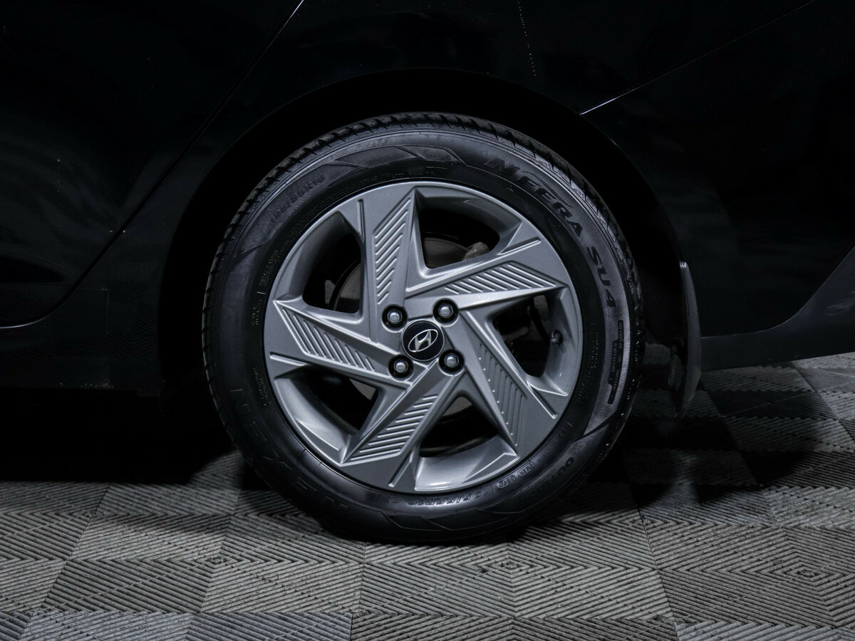 Hyundai Solaris с пробегом — 2020 год. Фото: #11