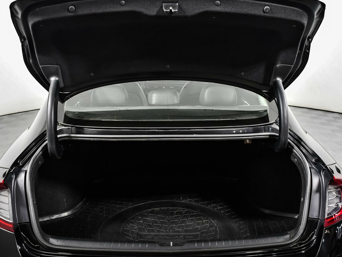 Hyundai Sonata с пробегом — 2021 год. Фото: #10