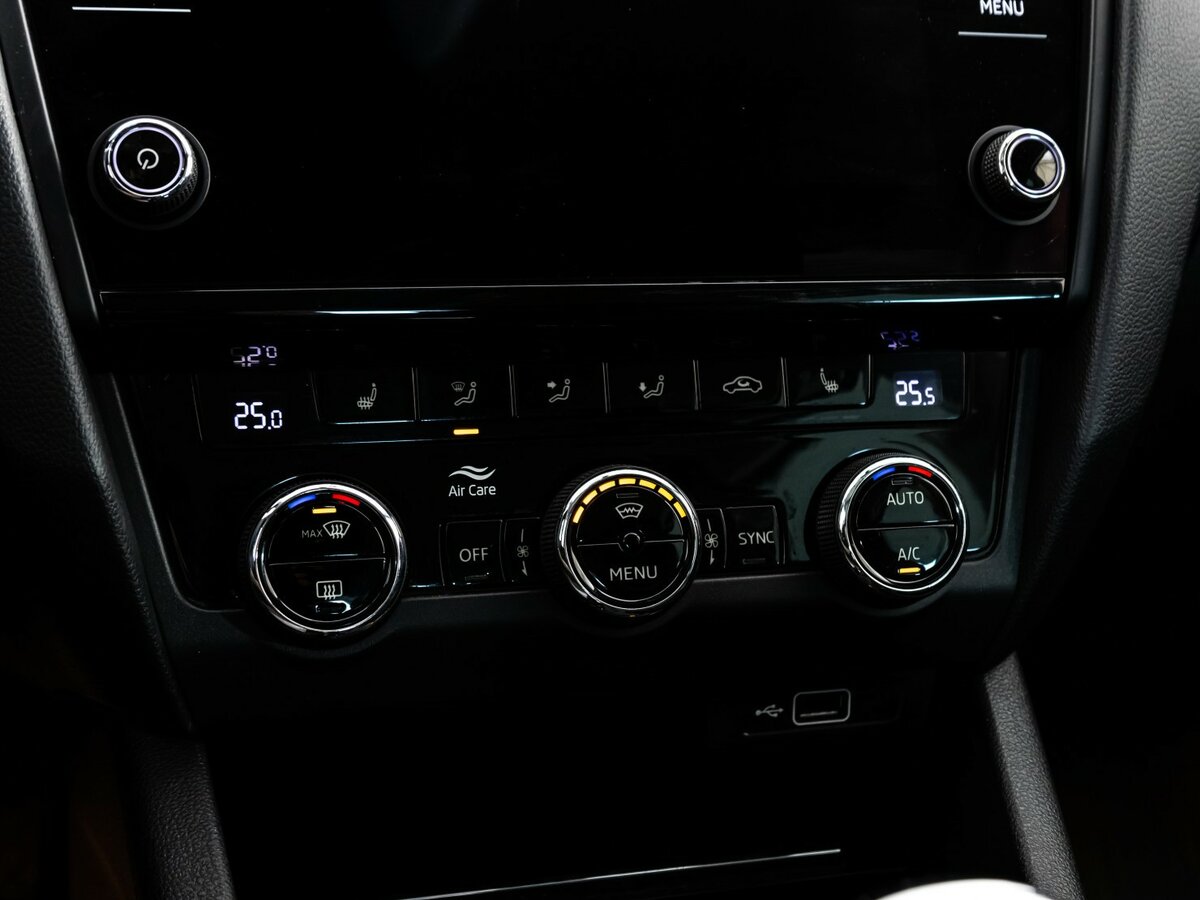 Skoda Octavia с пробегом — 2019 год. Фото: #10