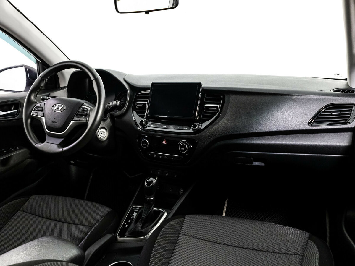 Hyundai Solaris с пробегом — 2021 год. Фото: #6