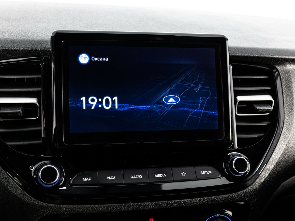 Hyundai Solaris с пробегом — 2021 год. Фото: #10