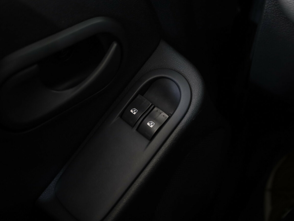 Renault Duster с пробегом — 2014 год. Фото: #22