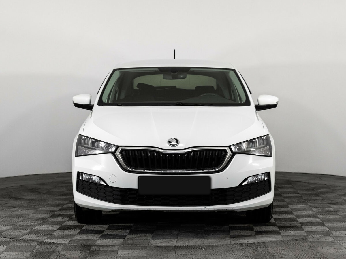 Skoda Rapid с пробегом — 2020 год. Фото: #1
