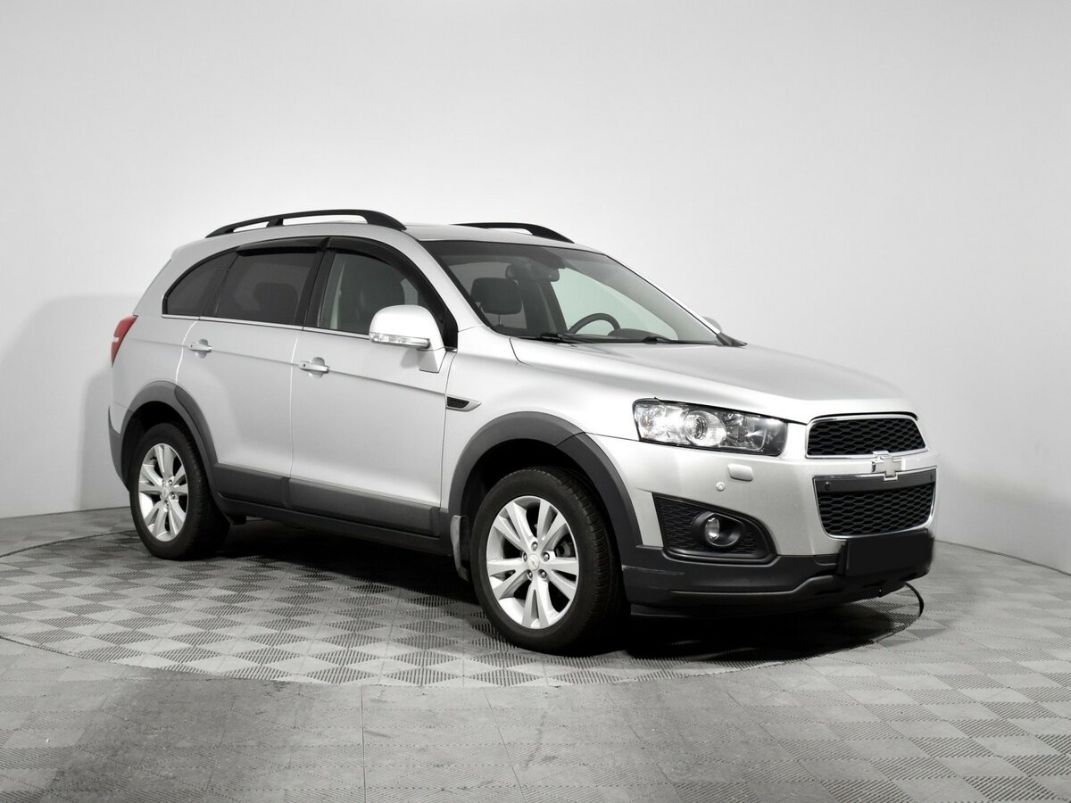 Chevrolet Captiva с пробегом — 2013 год. Фото: #1