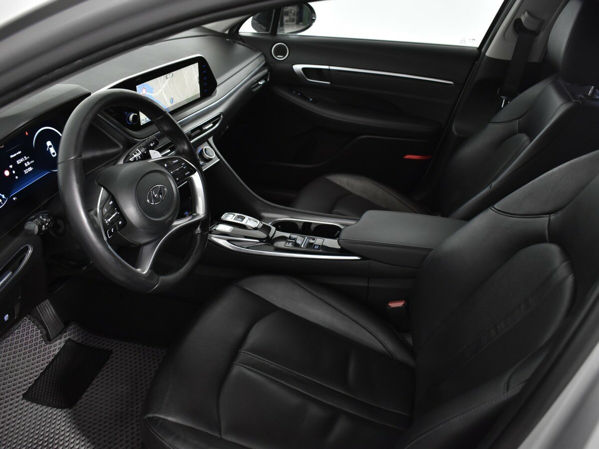 Hyundai Sonata с пробегом — 2021 год. Фото: #7