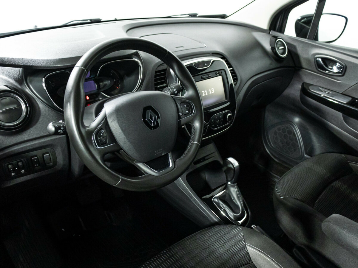 Renault Kaptur с пробегом — 2017 год. Фото: #10