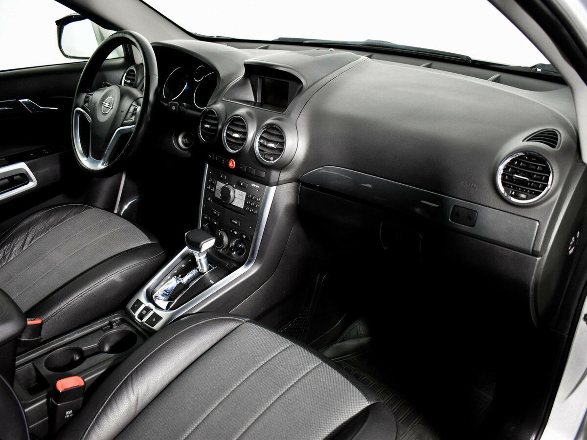 Opel Antara с пробегом — 2013 год. Фото: #11