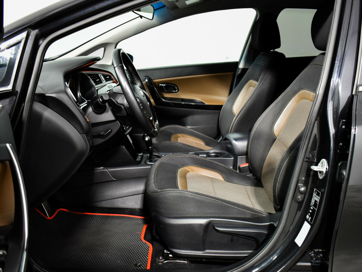 Kia Ceed с пробегом — 2016 год. Фото: #9