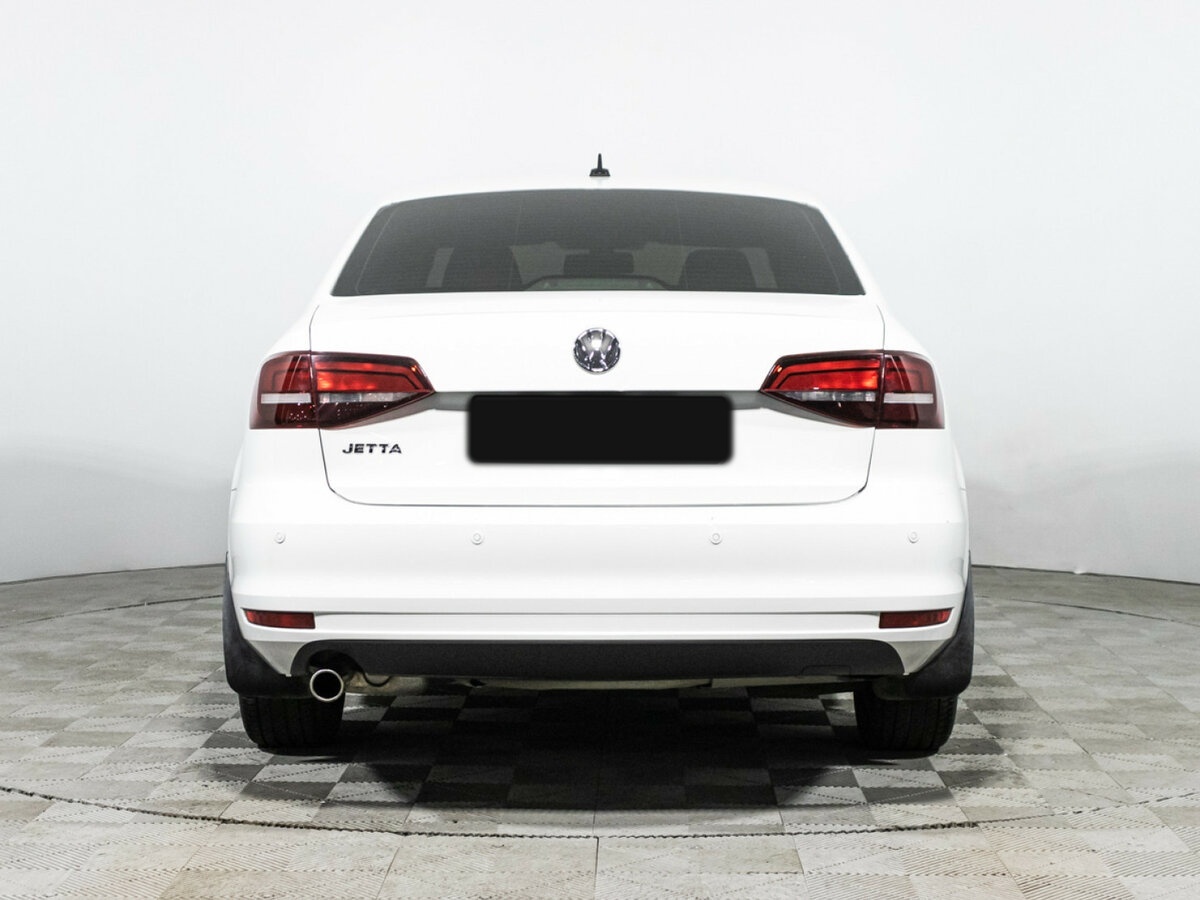 Volkswagen Jetta с пробегом — 2016 год. Фото: #5