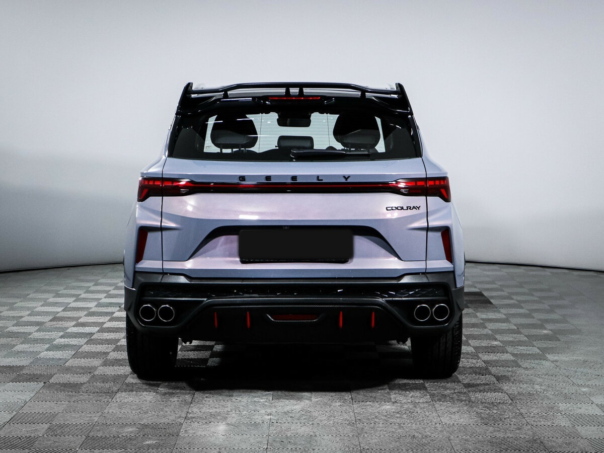 Geely Coolray с пробегом — 2024 год. Фото: #3