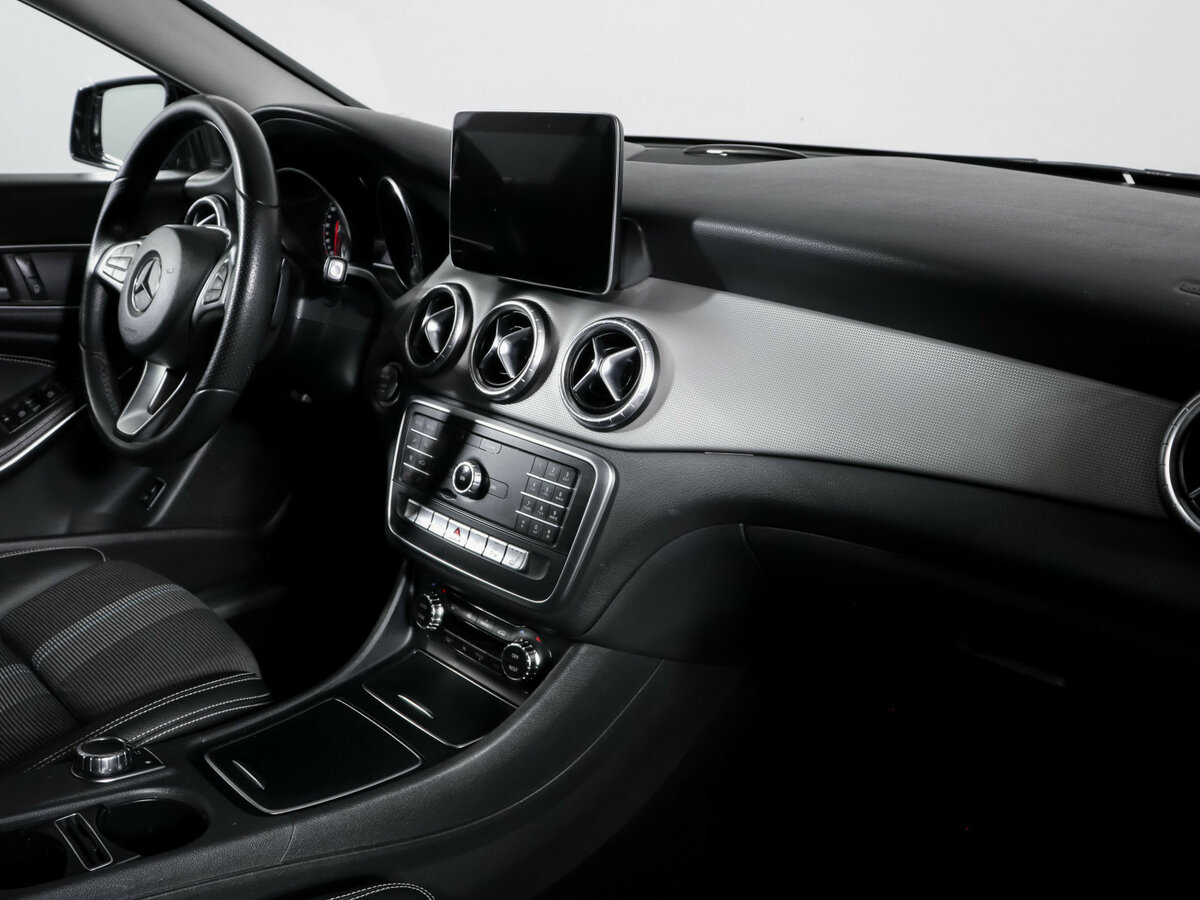 Mercedes-Benz CLA с пробегом — 2017 год. Фото: #6
