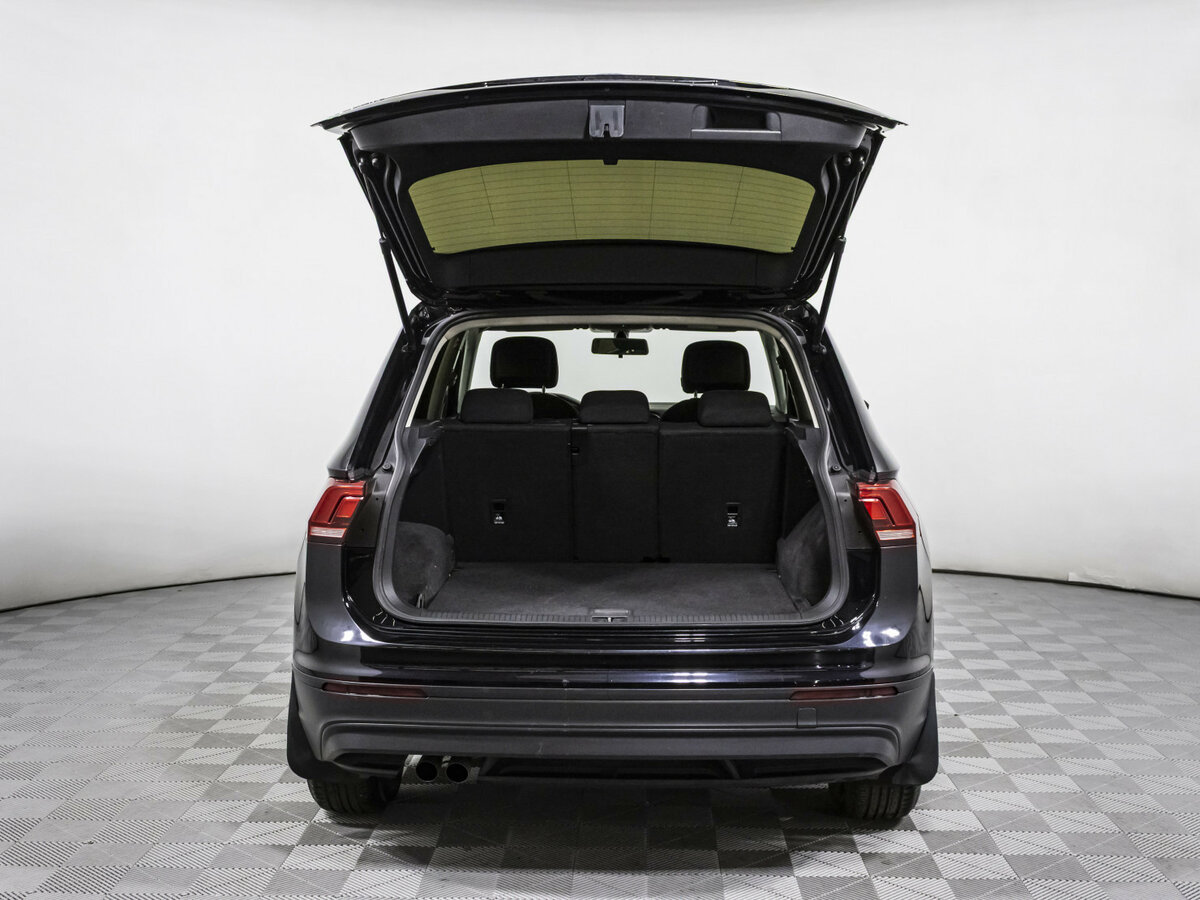 Volkswagen Tiguan с пробегом — 2018 год. Фото: #11