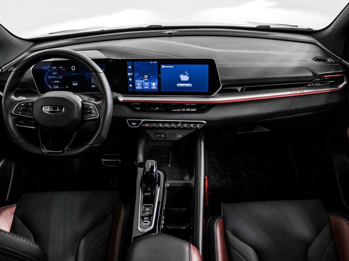 Geely Coolray с пробегом — 2024 год. Фото: #10