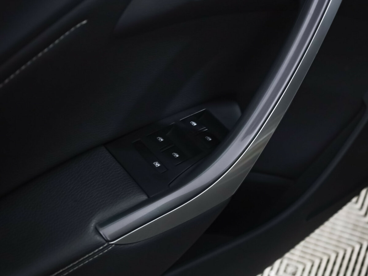 Opel Astra с пробегом — 2012 год. Фото: #11