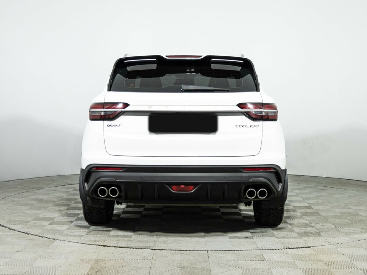 Geely Coolray с пробегом — 2023 год. Фото: #5