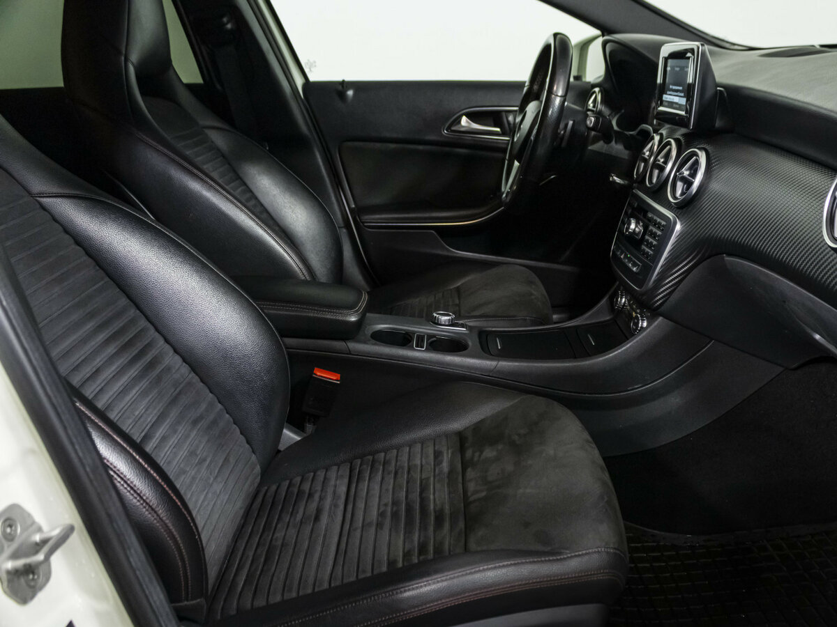 Mercedes-Benz A-Класс с пробегом — 2014 год. Фото: #8