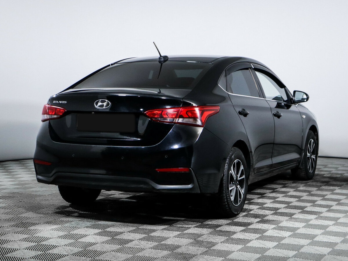 Hyundai Solaris с пробегом — 2018 год. Фото: #3