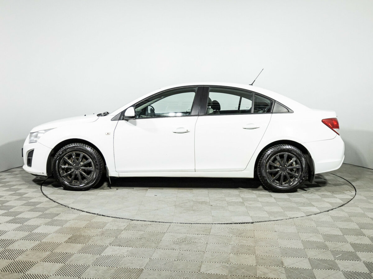 Chevrolet Cruze с пробегом — 2013 год. Фото: #7