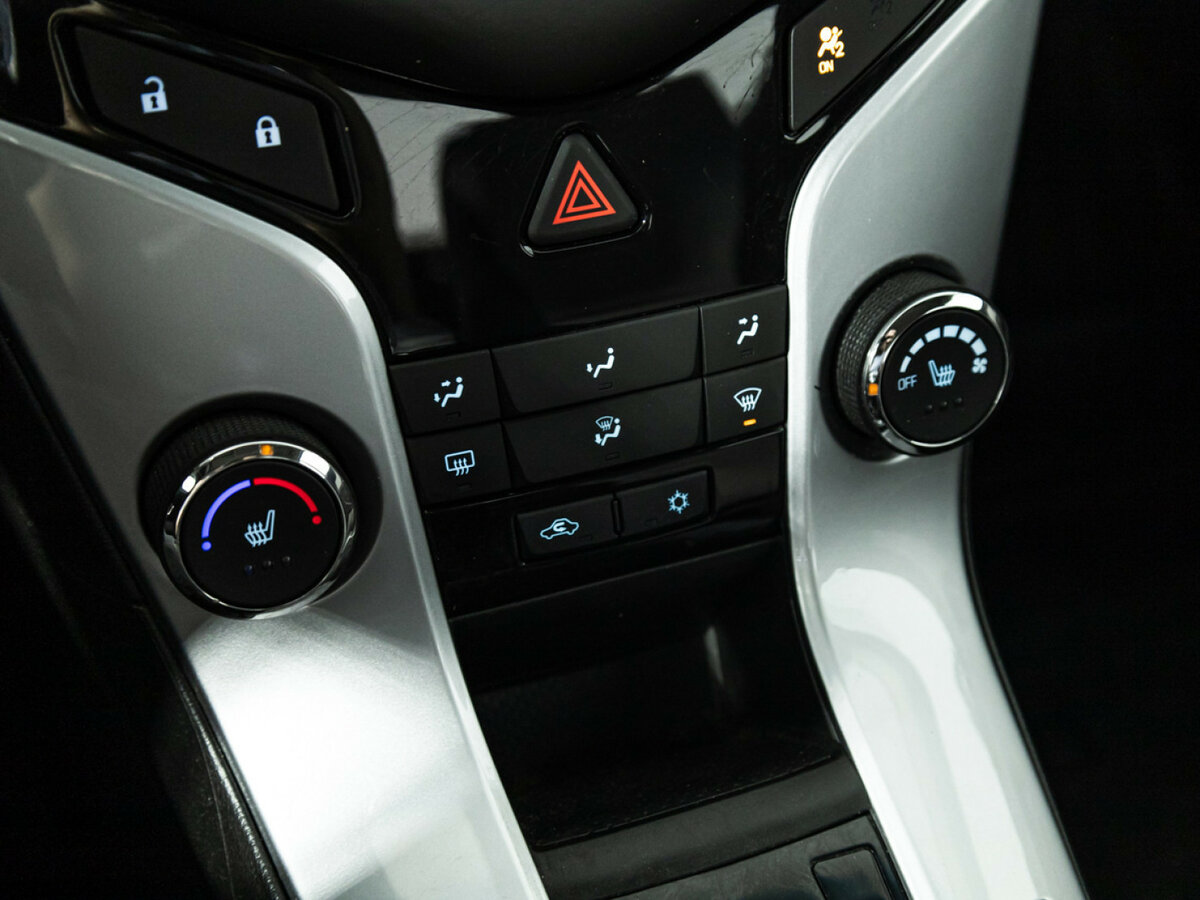 Chevrolet Cruze с пробегом — 2013 год. Фото: #14